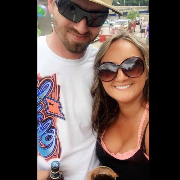 Meet your Posher, Taylor - Picture 1 of 1